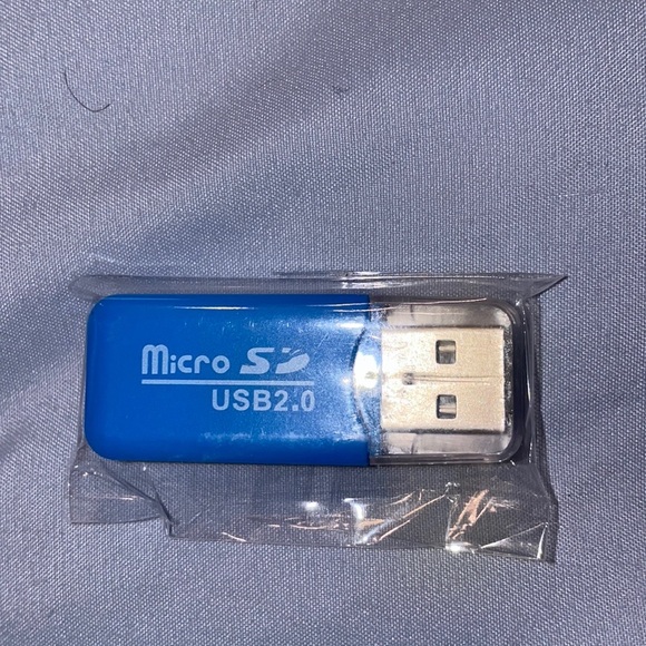 USB 2GB for emergencies files college student work travel NEVER USED OR OPENED - Picture 1 of 1